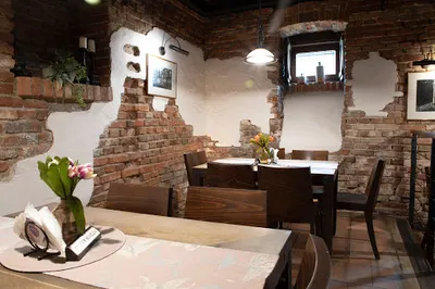 Tina. Pizzeria, restauracja